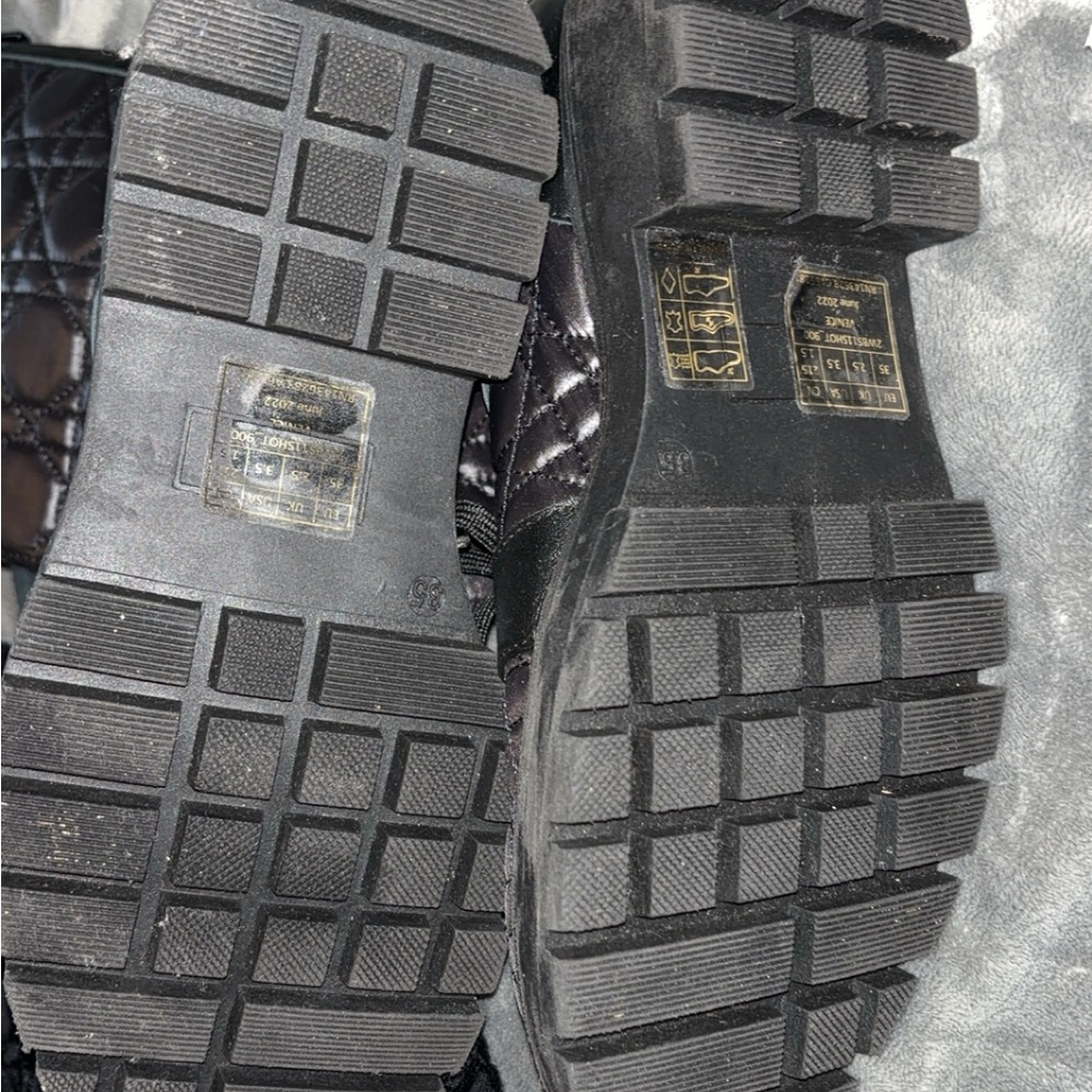Black Dior boots